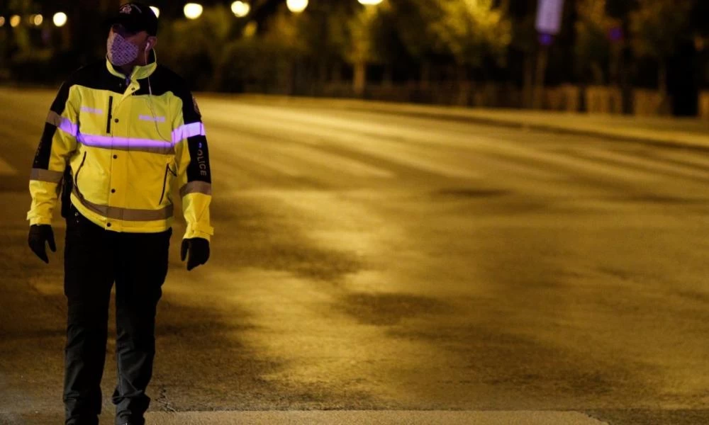 Απαγόρευση κυκλοφορίας: Ποιο θα είναι το "εορταστικό" ωράριο